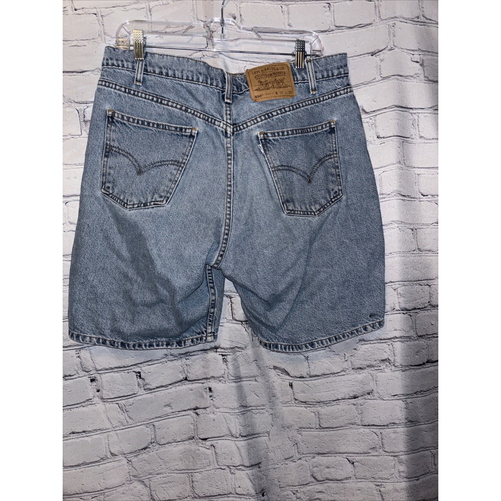 Vintage Levis 550 Shorts Relaxed Fit 36 Denim 90s Jean White Tab Denim Dad - Picture 2 of 3